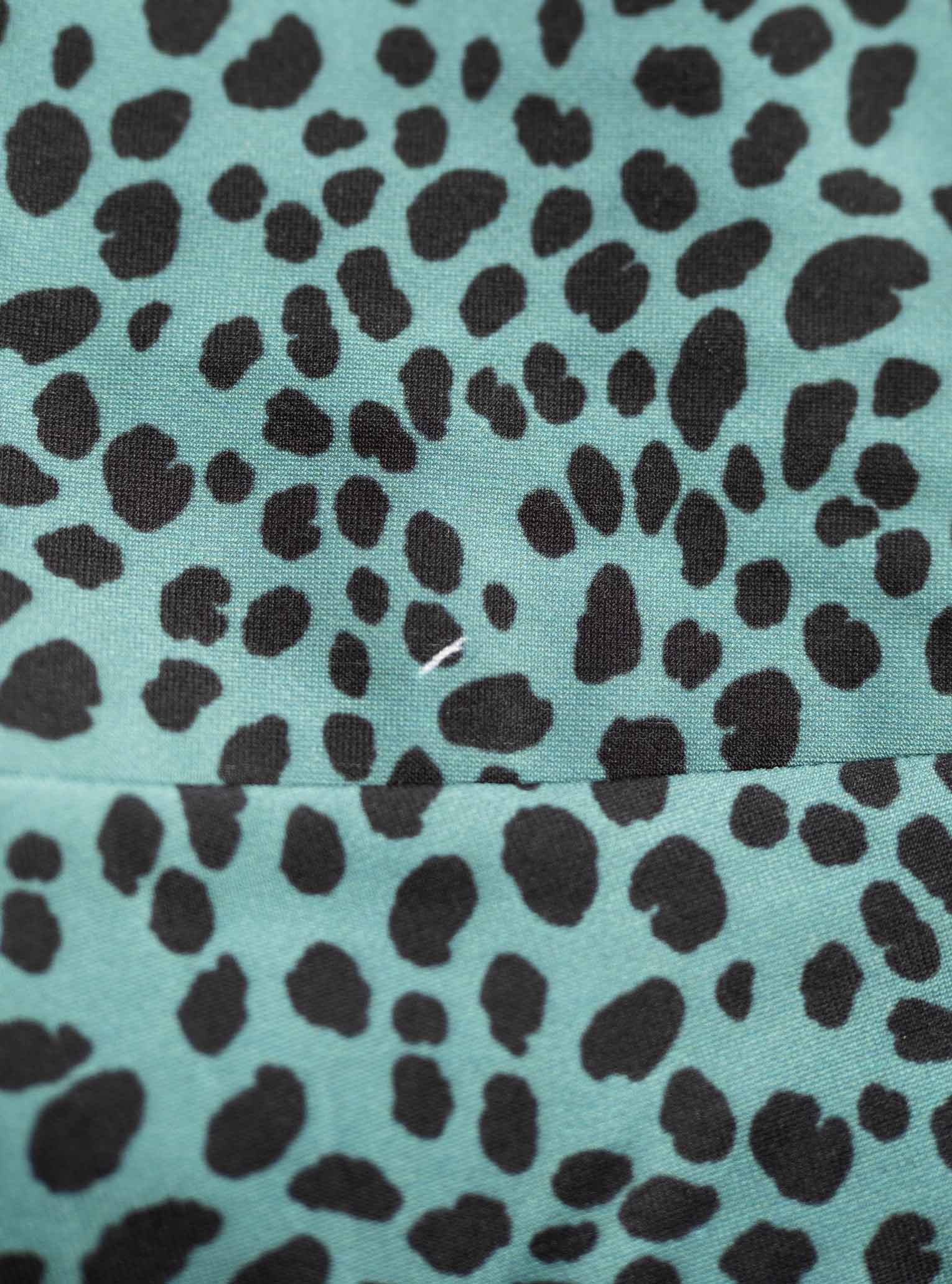 Gr. S - Yoga Shorts LEO