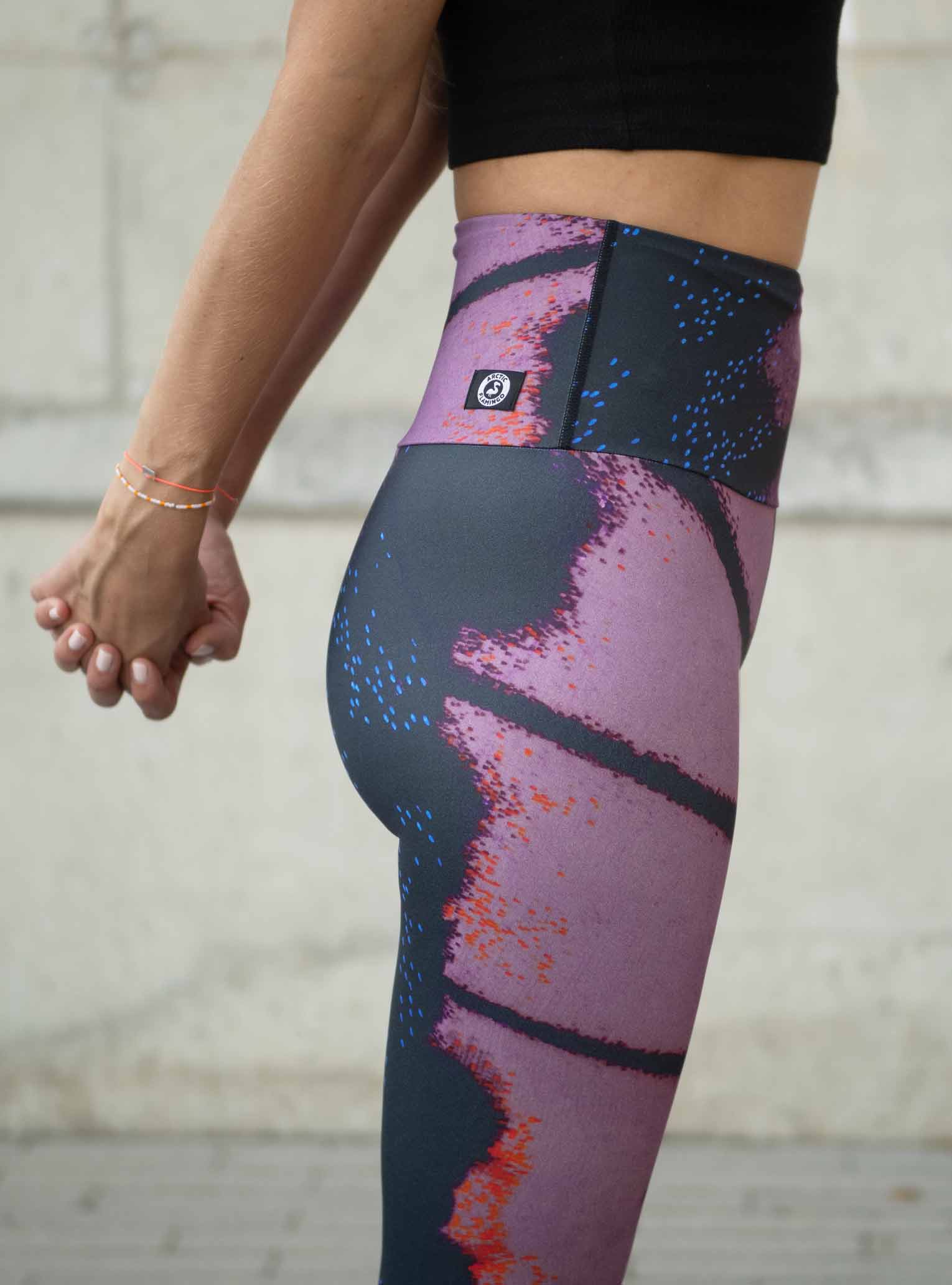 Gr. M - Yoga Leggings BERRY BUTTERFLY
