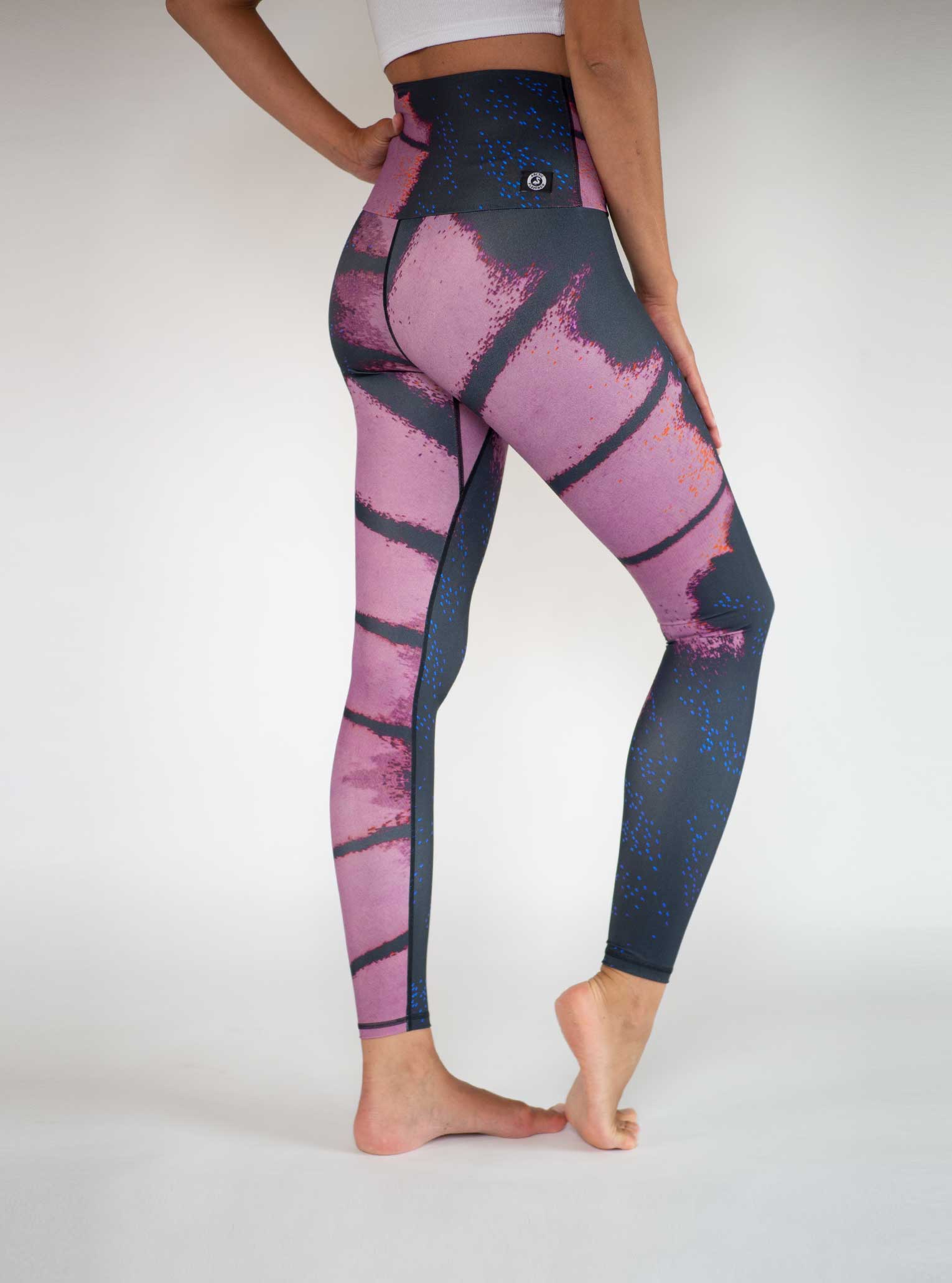 Gr. M - Yoga Leggings BERRY BUTTERFLY