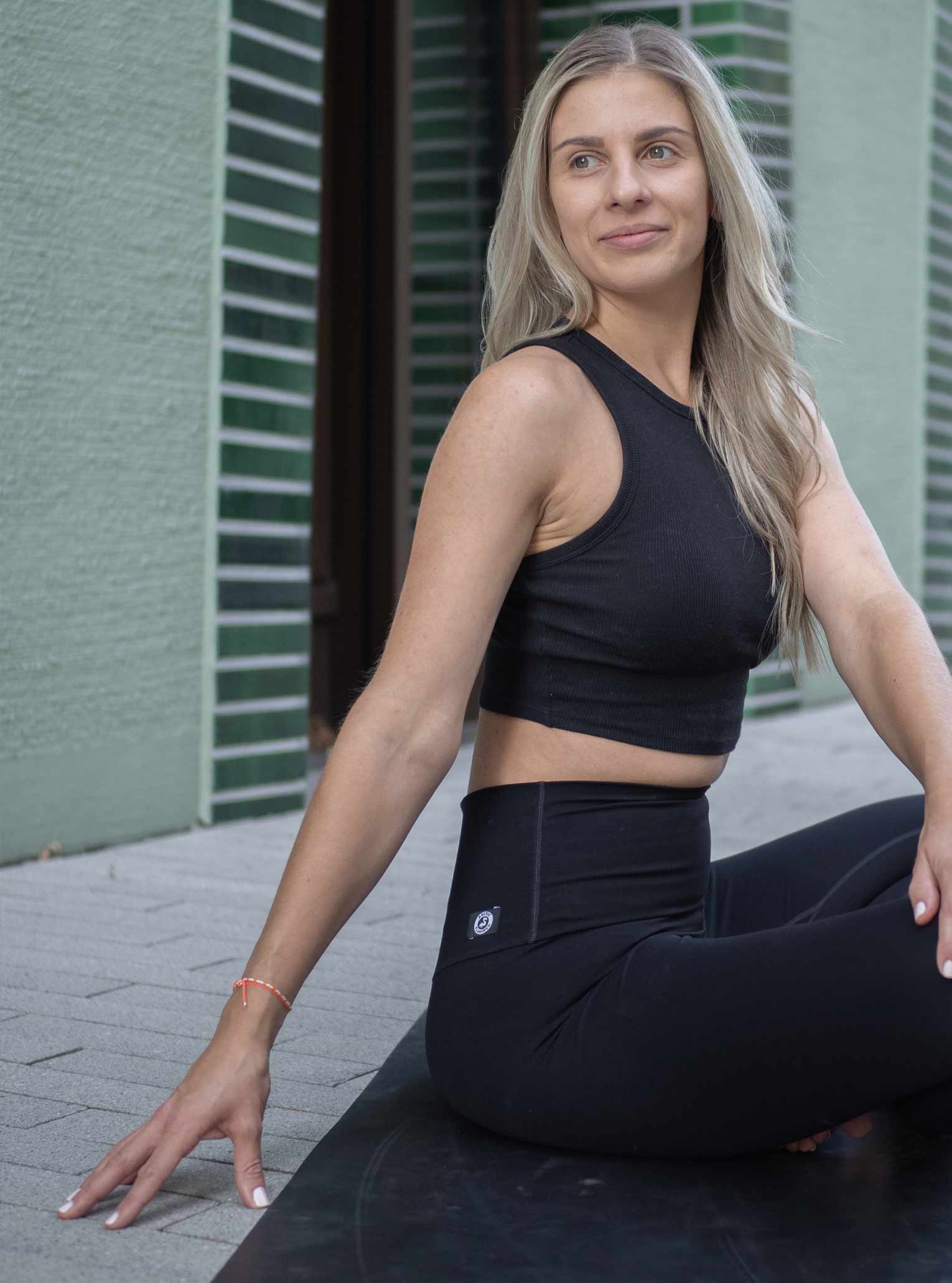 Yoga Leggings BLACK FEATHER