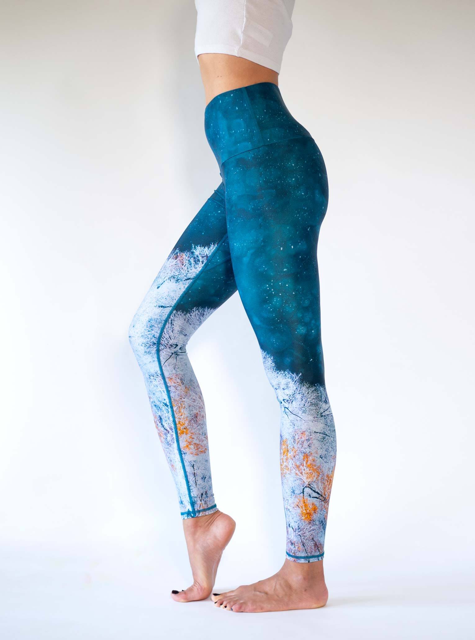 Turquoise and White Nature Leggings